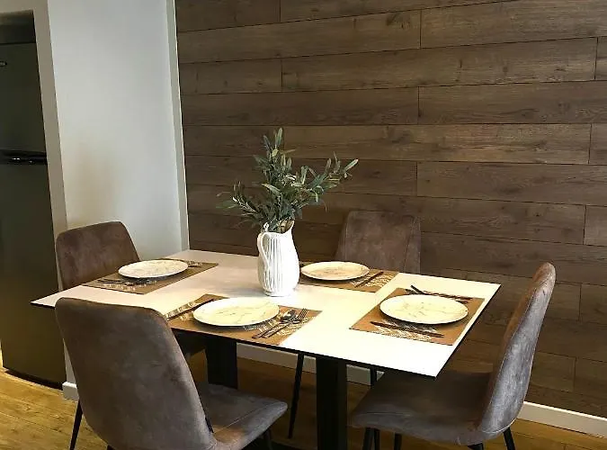 Comfort 21 * Durrës